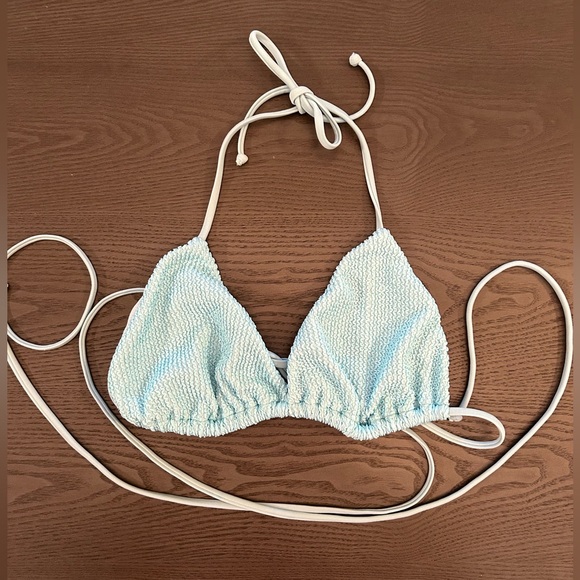 Show Me Your MuMu Sky Blue Scrunch Bikini Set - Picture 9 of 16